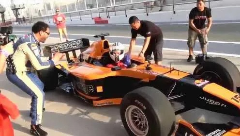 F1赛车手开普通车？介绍F1赛车手的日常生活-第1张图片-www.211178.com_果博福布斯